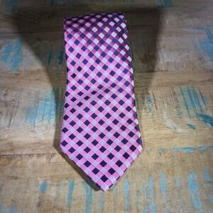Tommy Hilfiger Men's Silk Tie Pink Navy Silver Geometric Diamond Pattern Necktie